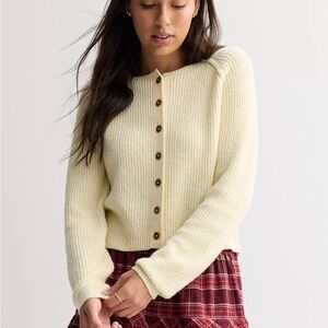 NWOT Juniors' Pink Republic Button Front Raglan Cardigan